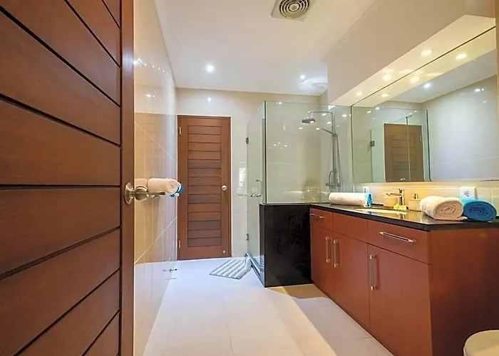 New Open 3bedroom Ocean Blue 2